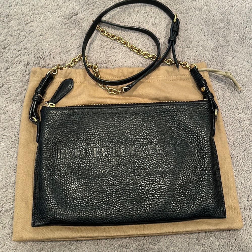 Burberry Black & Gold Leather Crossbody in great condition & comes with Dust Bag